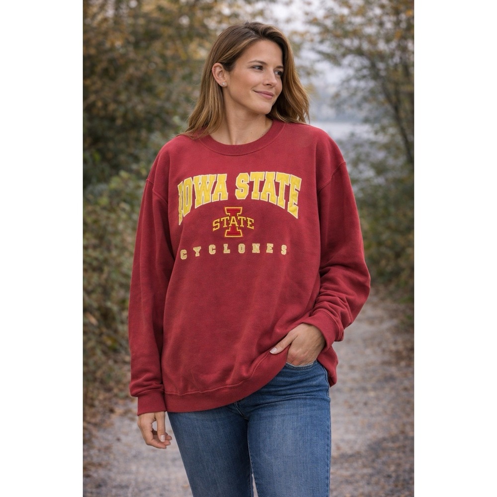 Iowa State Cyclones Sweatshirt XXL Red Crewneck College Logo